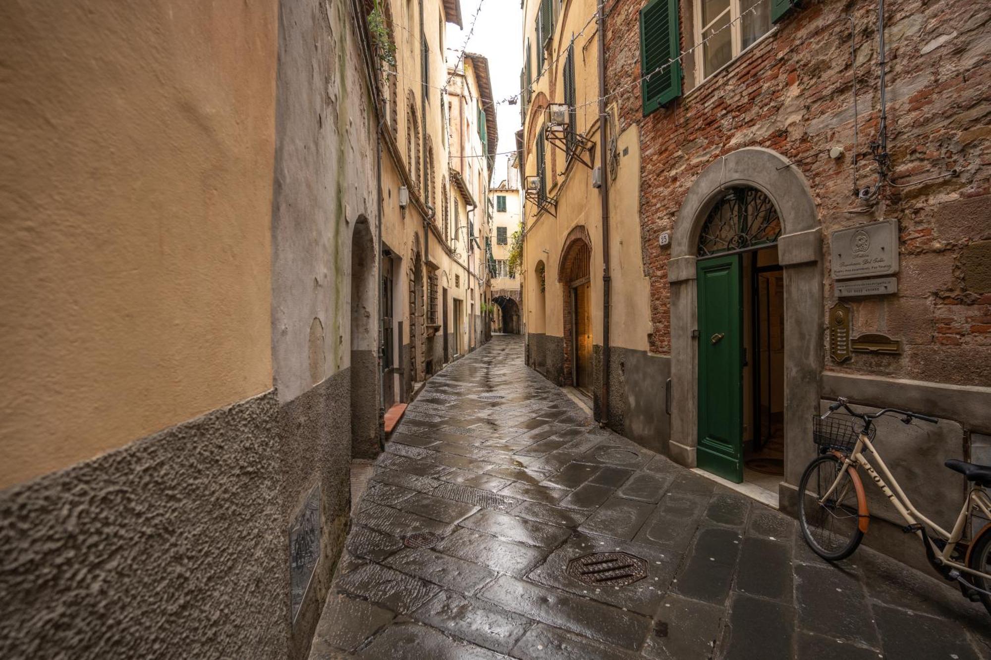Il Gallo - Charming Apartment In Lucca Heart Экстерьер фото